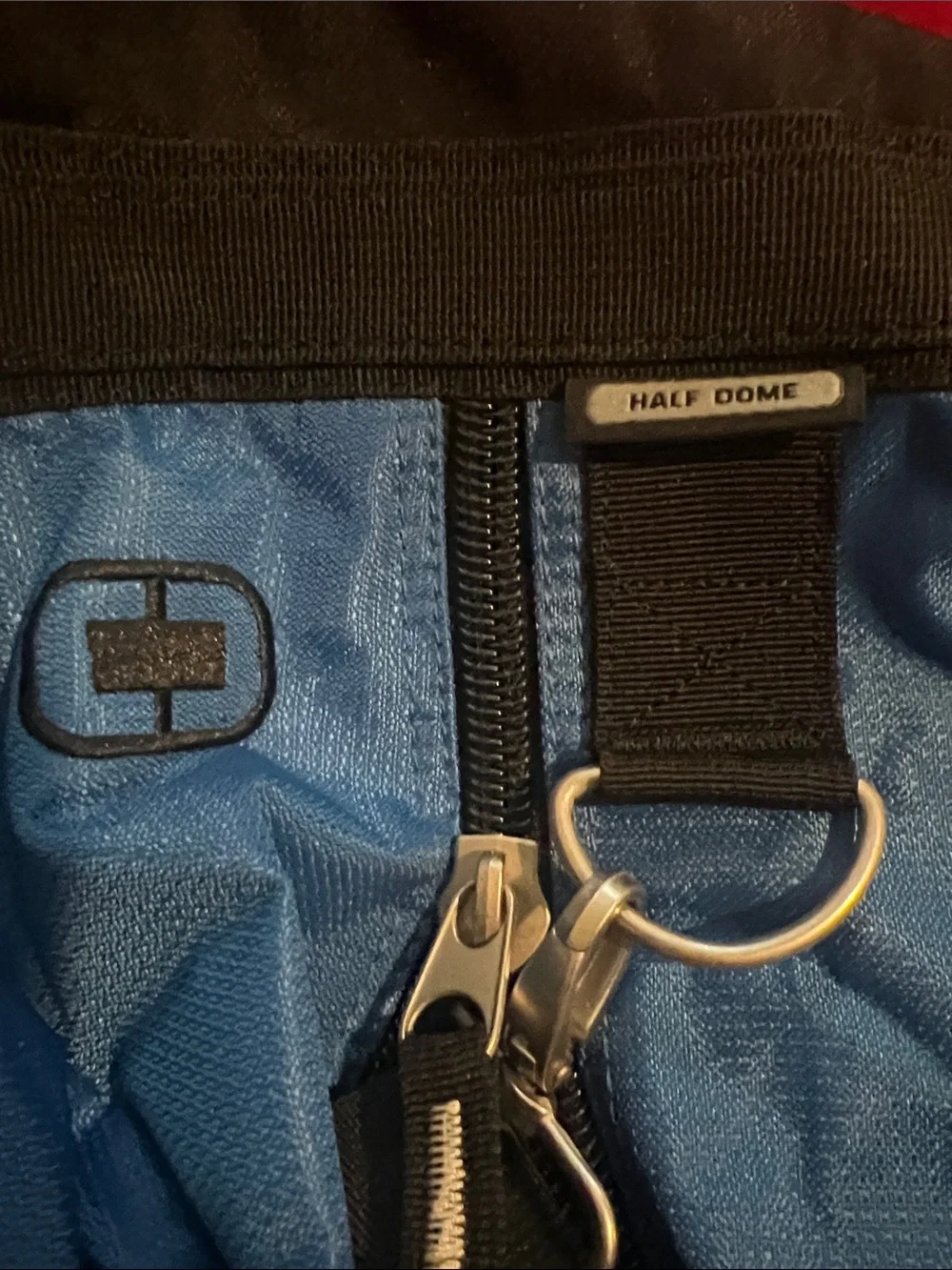 OGIO Samsung Blue and Black Sport Duffel with Removable blanket - Picture 9 of 13